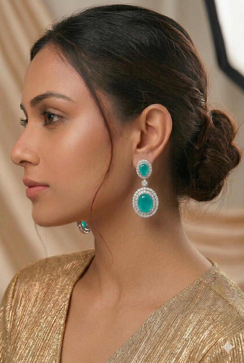 Elara Halo Drop – Teal Aura